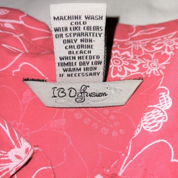 IB Diffusion Coral/White Floral Short Sleeve Button Up Blouse Size S NWOT - Picture 7 of 7